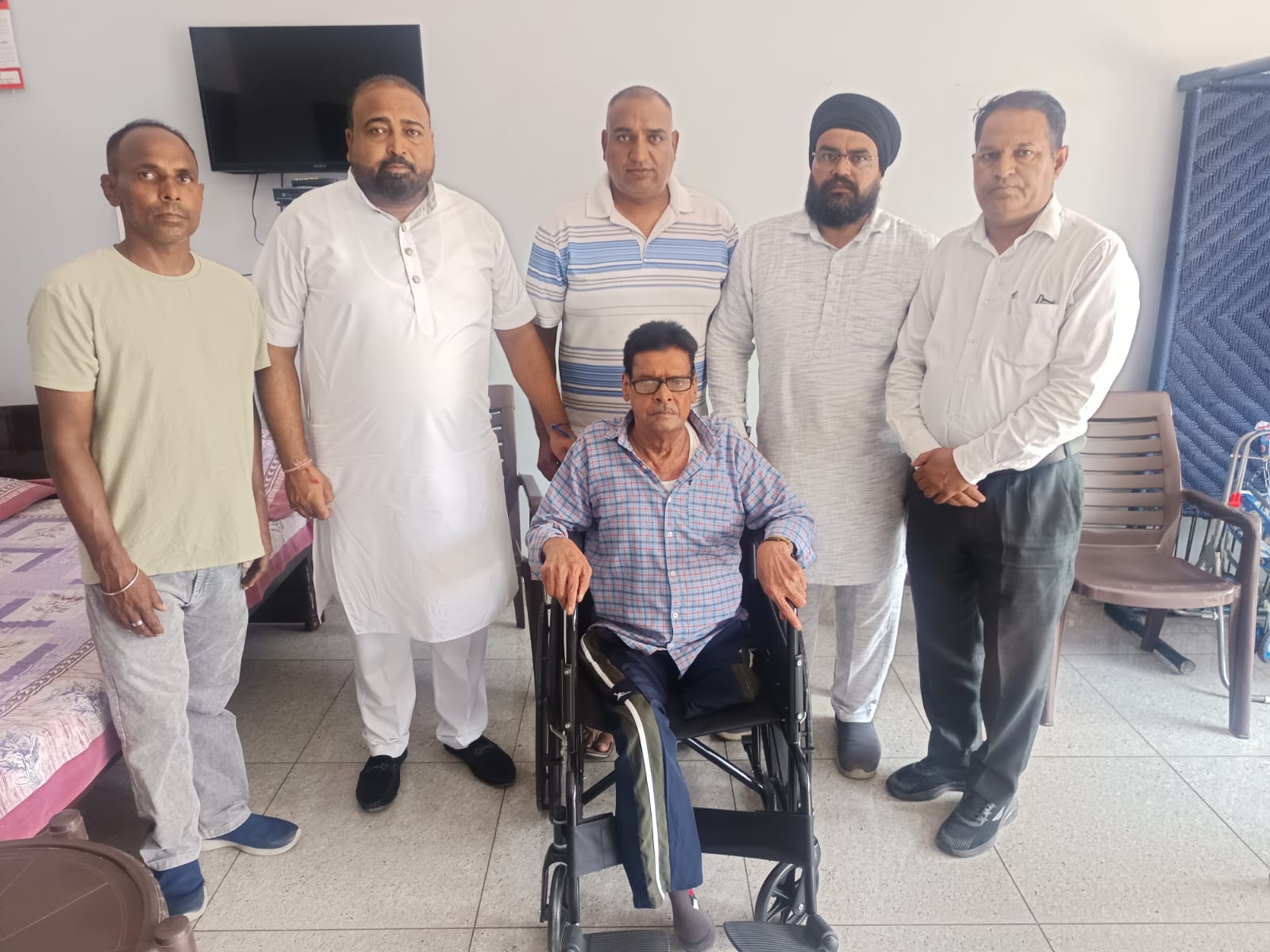 Raju Welfare Society UK & Punjab donates wheelchairs to needy people.